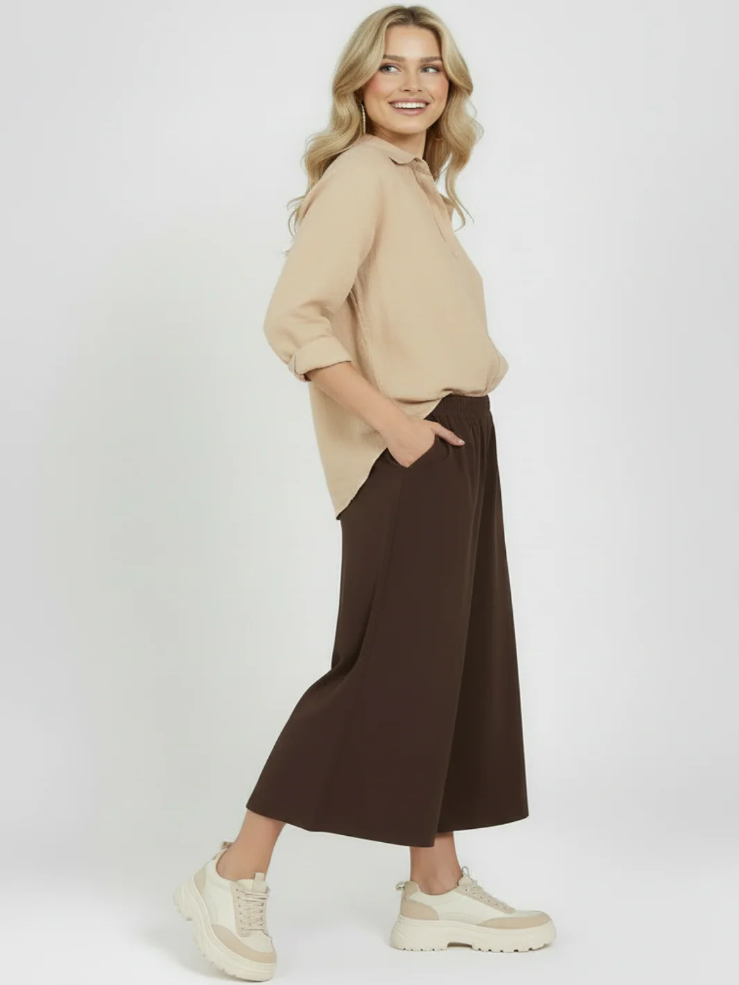 Freequent Wide Leg Bermuda Trousers In Coffee Bean 206770 - Image 4