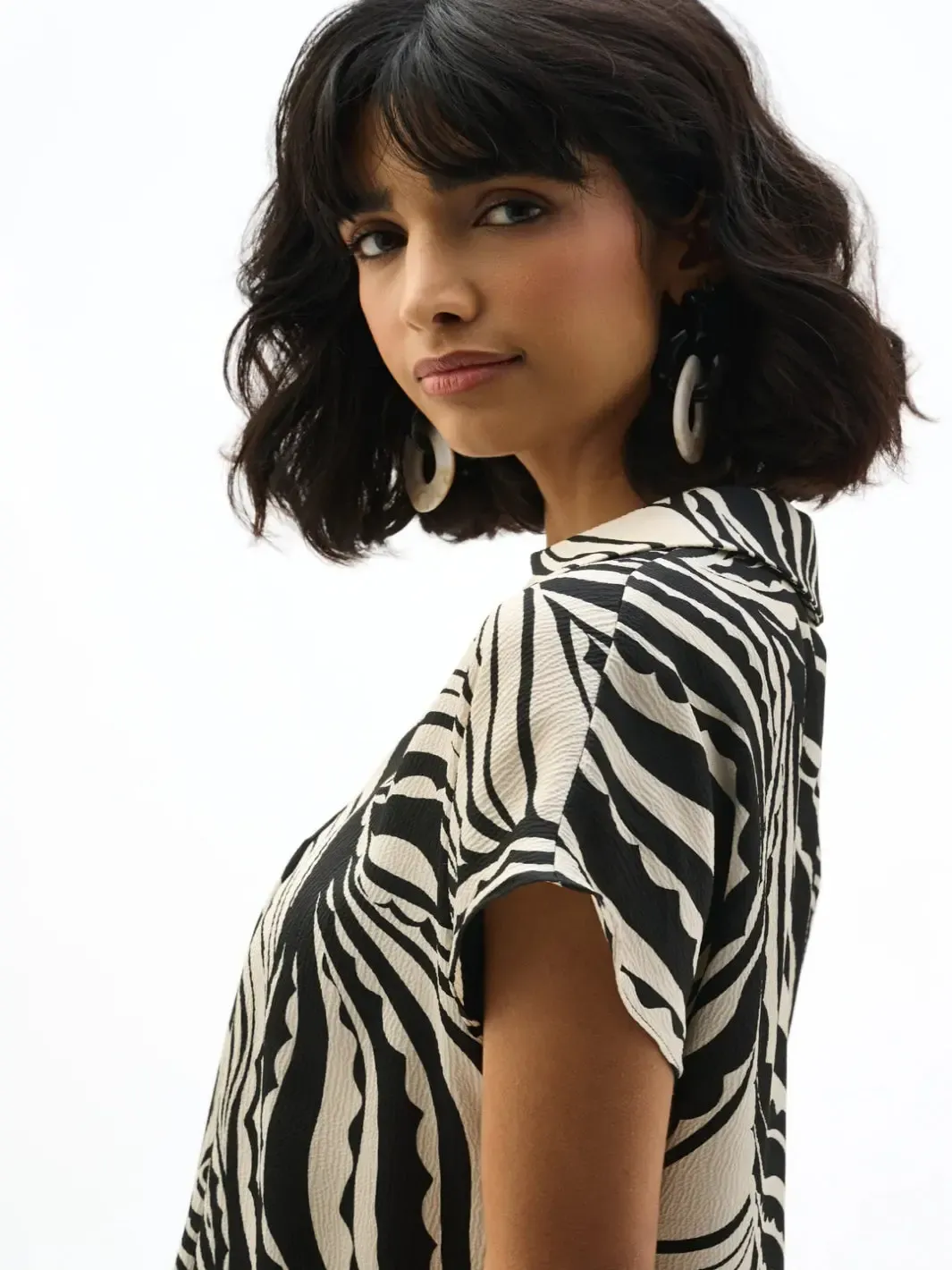 Joseph Ribkoff Abstract V Neck Top In Black/Moonstone 262255 - Image 4