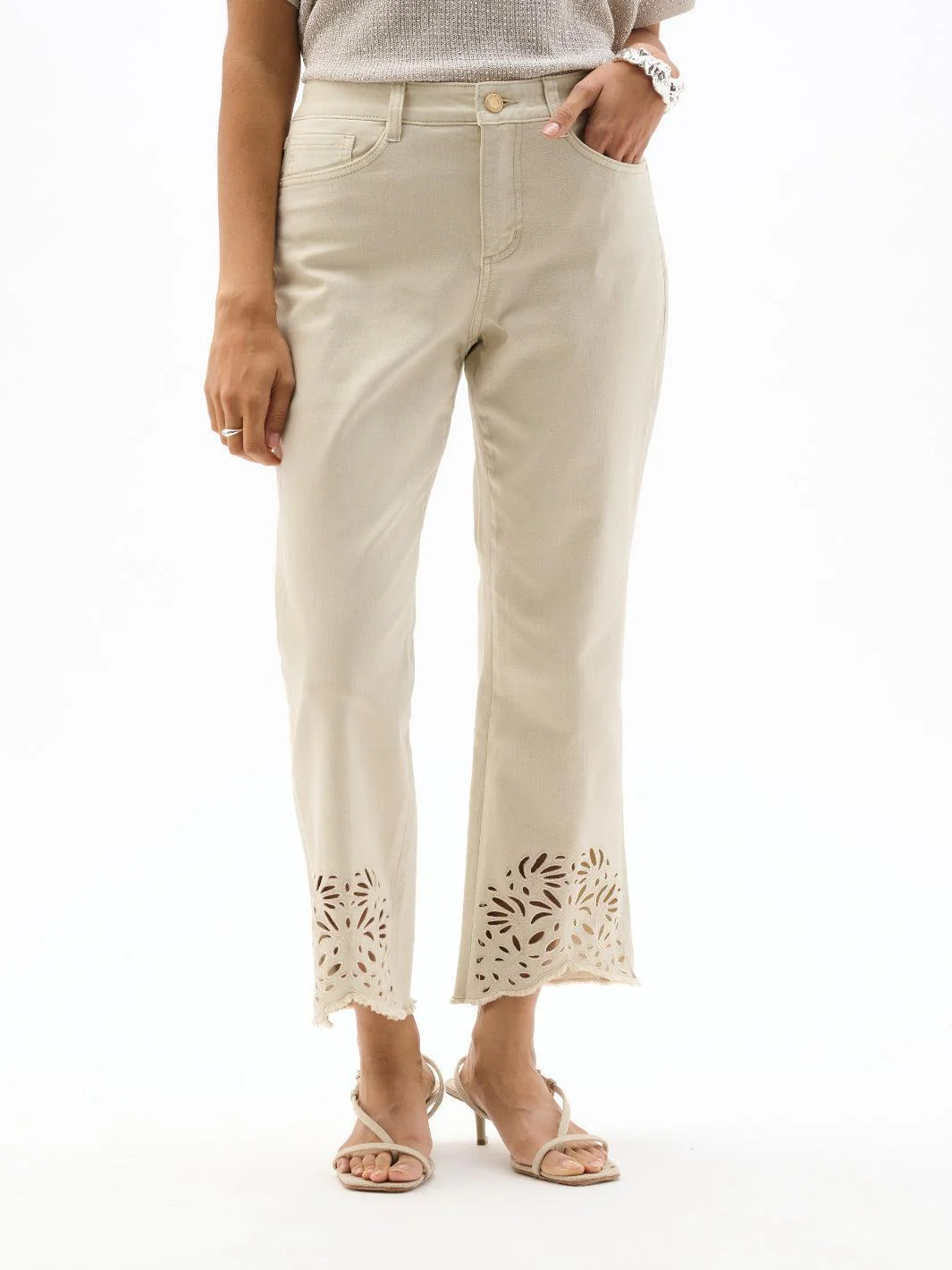 Joseph Ribkoff Relaxed Ankle-length Jeans In Moonstone 262980 - Image 2
