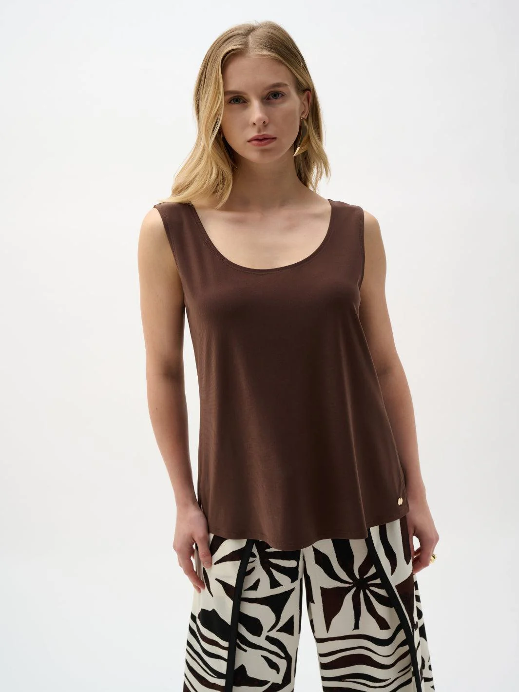 Joseph Ribkoff Silky Camisole In Mahogany 251970
