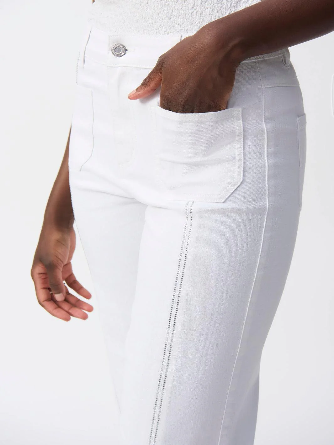 Joseph Ribkoff Wide-leg Cropped Jeans In White 251901S26 - Image 3