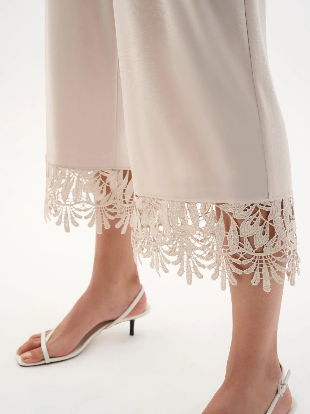 Joseph Ribkoff Wide-leg Cropped Trousers In Moonstone 262095 - Image 3