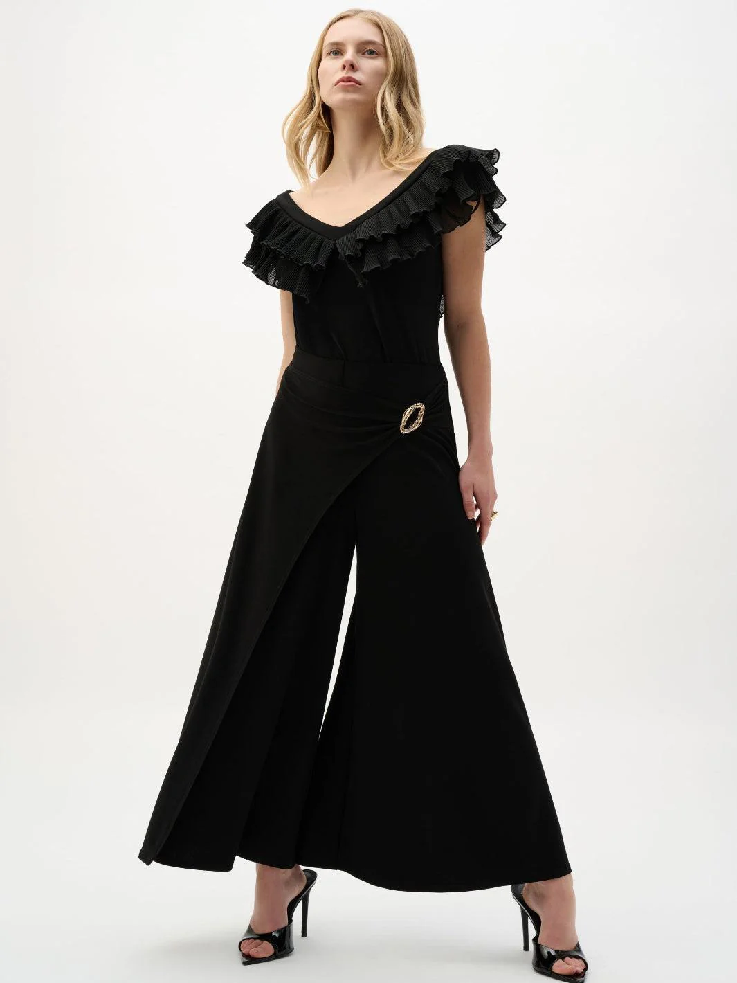 Joseph Ribkoff Wide-leg Trousers In Black 262150