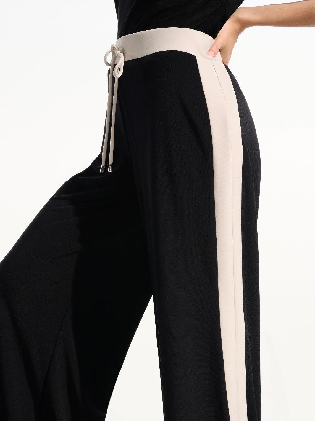 Joseph Ribkoff Wide-leg Trousers In Black/Moonstone 261612 - Image 3