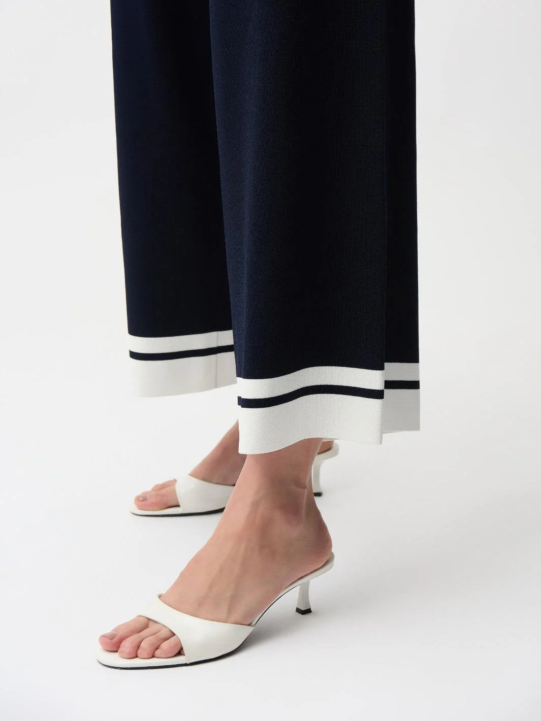 Joseph Ribkoff Wide-leg Trousers In Midnight Navy/Vanilla 261942 - Image 4