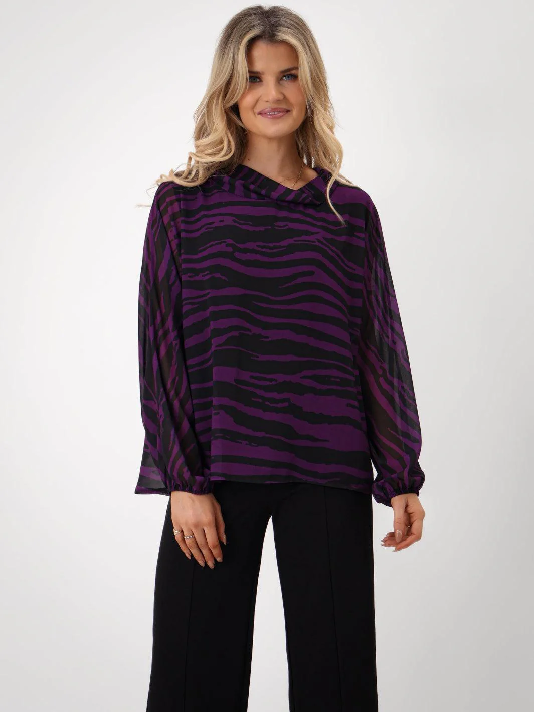 Kate & Pippa Aluna Top In Purple Print - Image 3