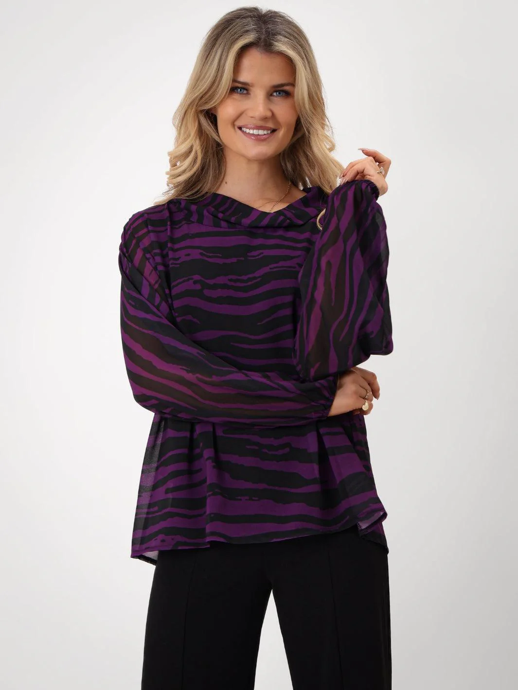 Kate & Pippa Aluna Top In Purple Print - Image 4