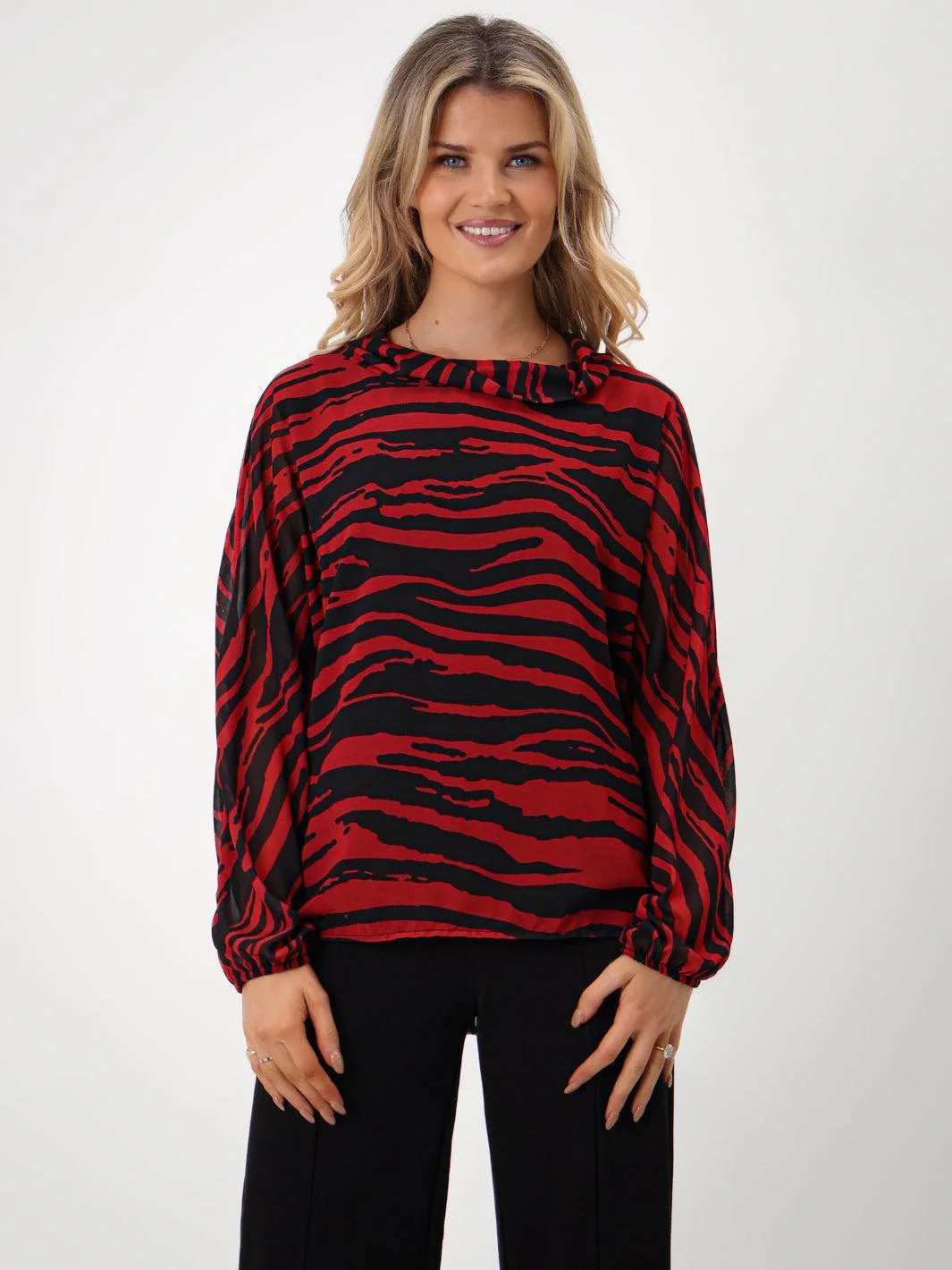 Kate & Pippa Aluna Top In Red Print