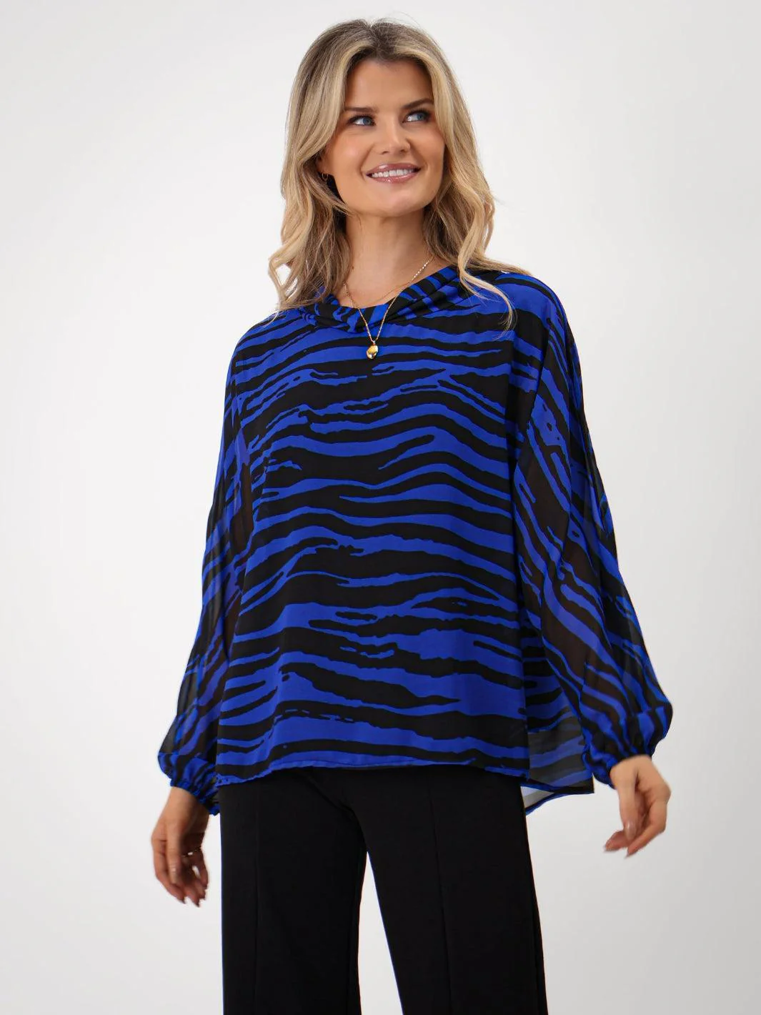 Kate & Pippa Aluna Top In Royal Blue Print - Image 2