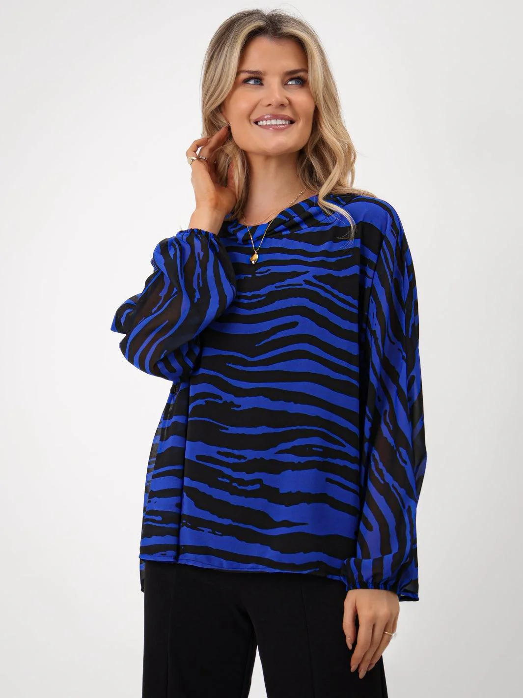 Kate & Pippa Aluna Top In Royal Blue Print - Image 3