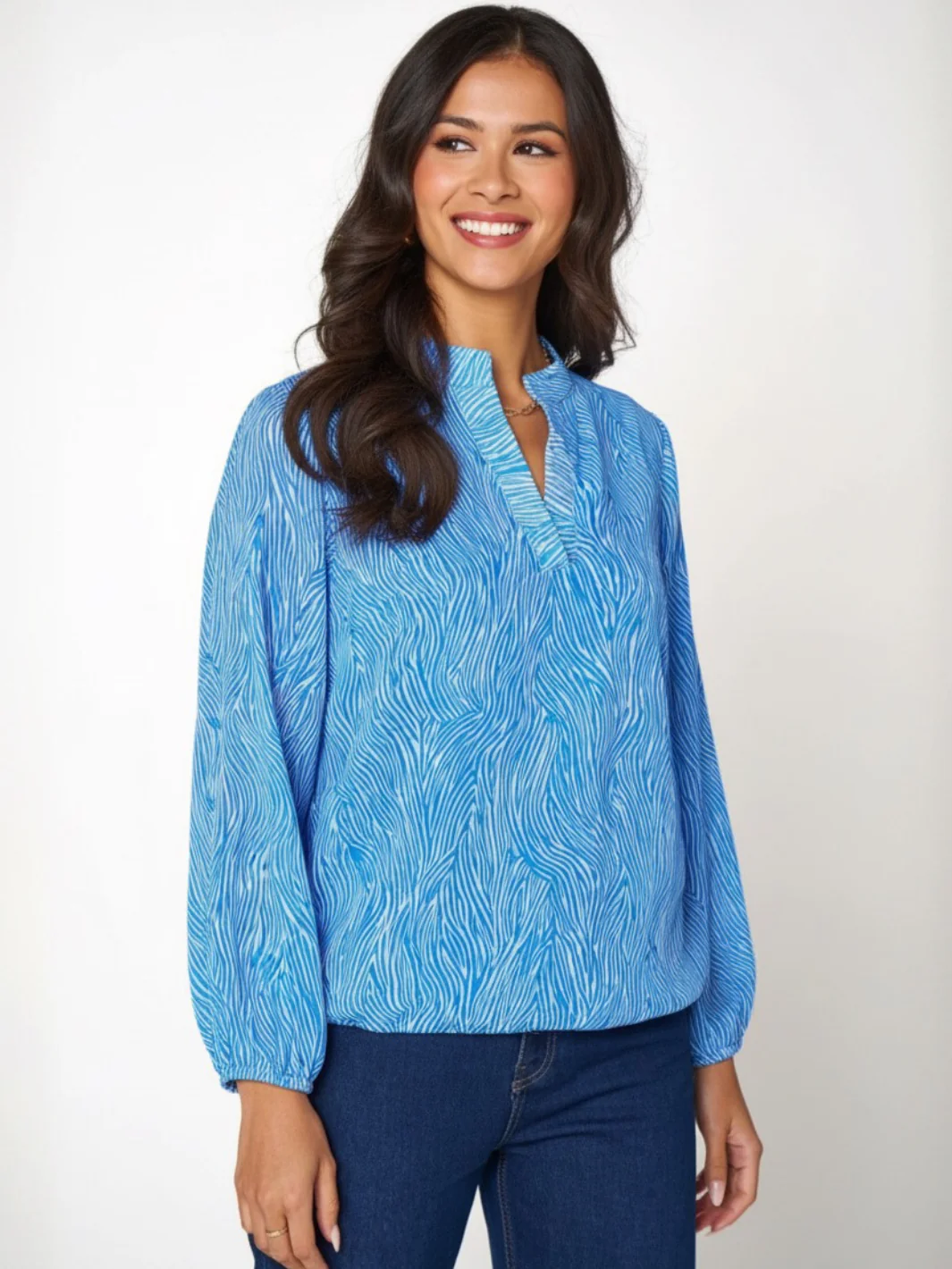 Kate & Pippa Bella Band Top In Blue Print - Image 2