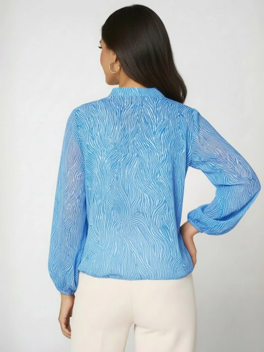 Kate & Pippa Bella Band Top In Blue Print - Image 5