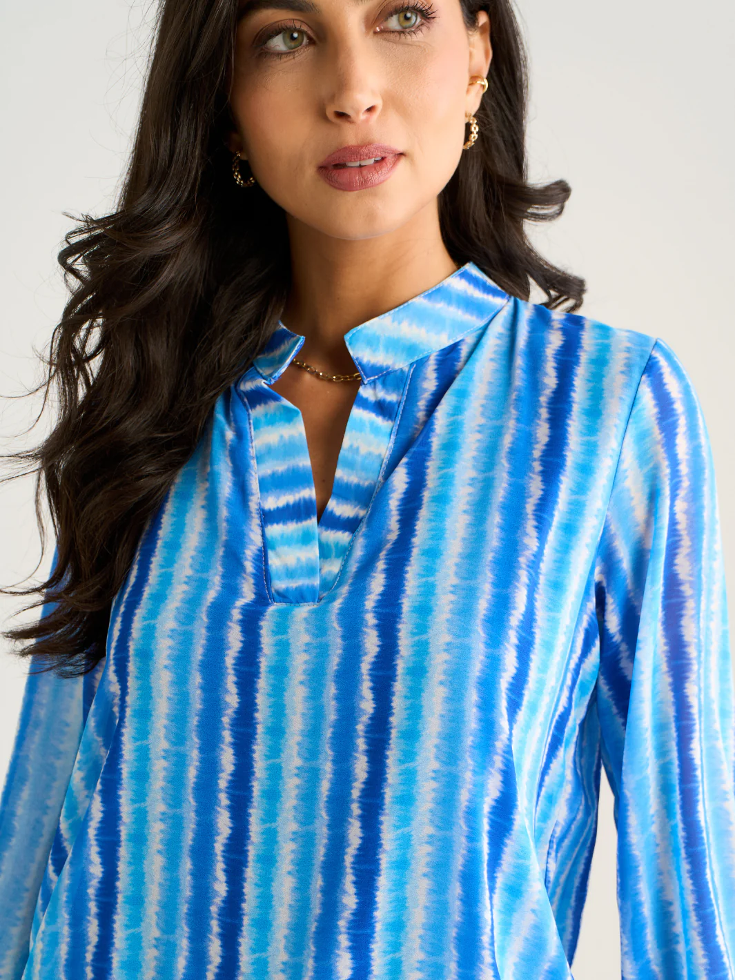 Kate & Pippa Bella Band Top In Blue Wave Print - Image 3