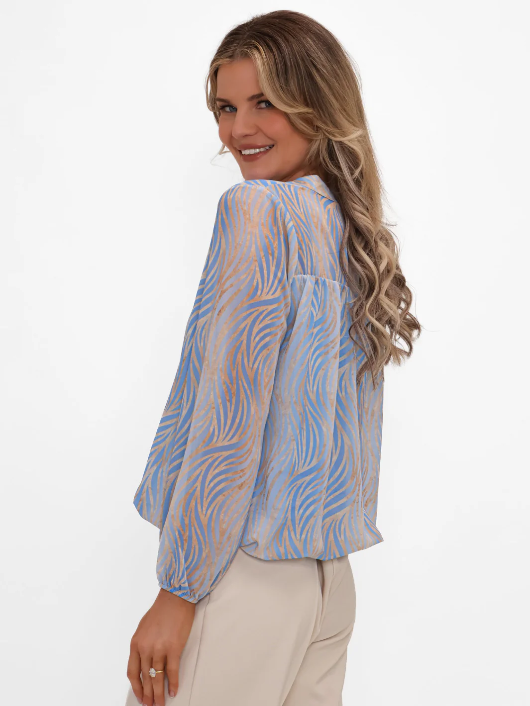 Kate & Pippa Bella Band Top In Light Blue Animal - Image 4