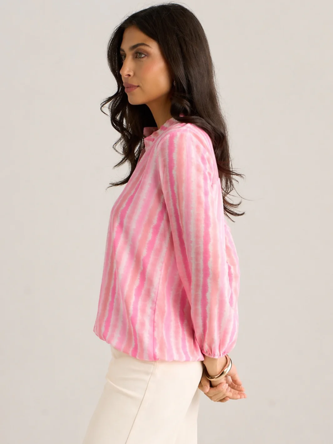 Kate & Pippa Bella Band Top In Light Pink Wave Print - Image 3