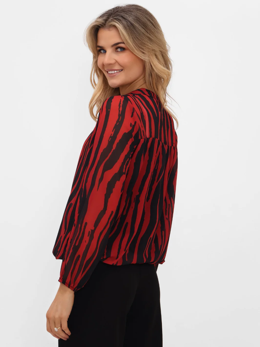 Kate & Pippa Bella Band Top In Red/Black Print - Image 6