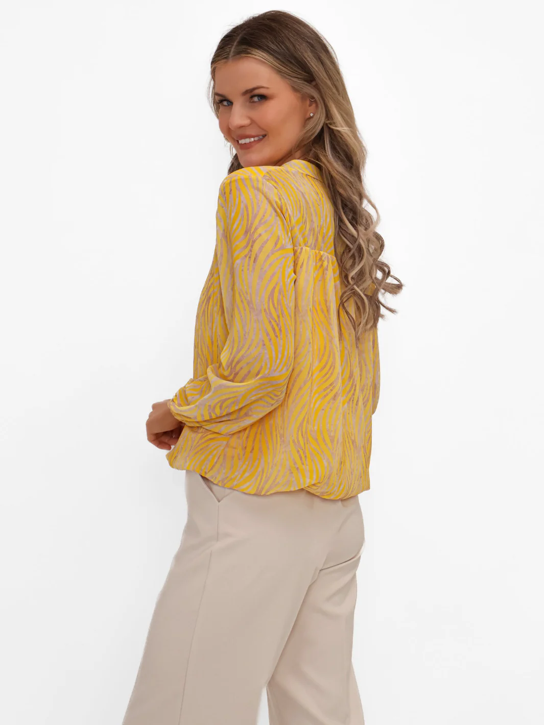 Kate & Pippa Bella Band Top In Yellow Animal - Image 5