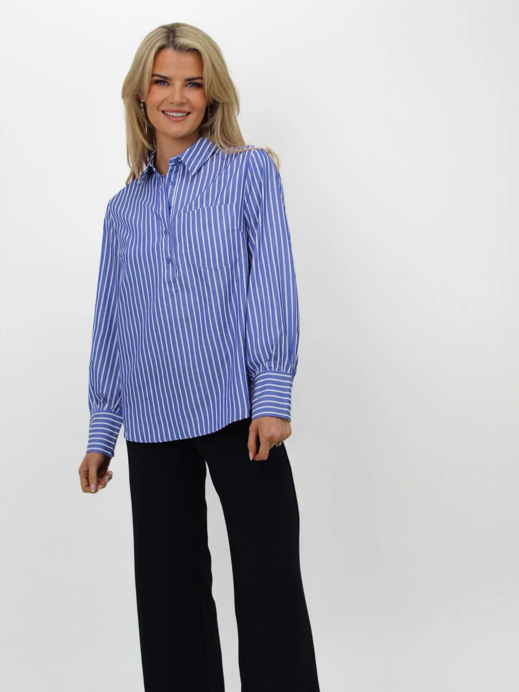 Kate & Pippa Cambridge Striped Shirt In Navy Blue - Image 3