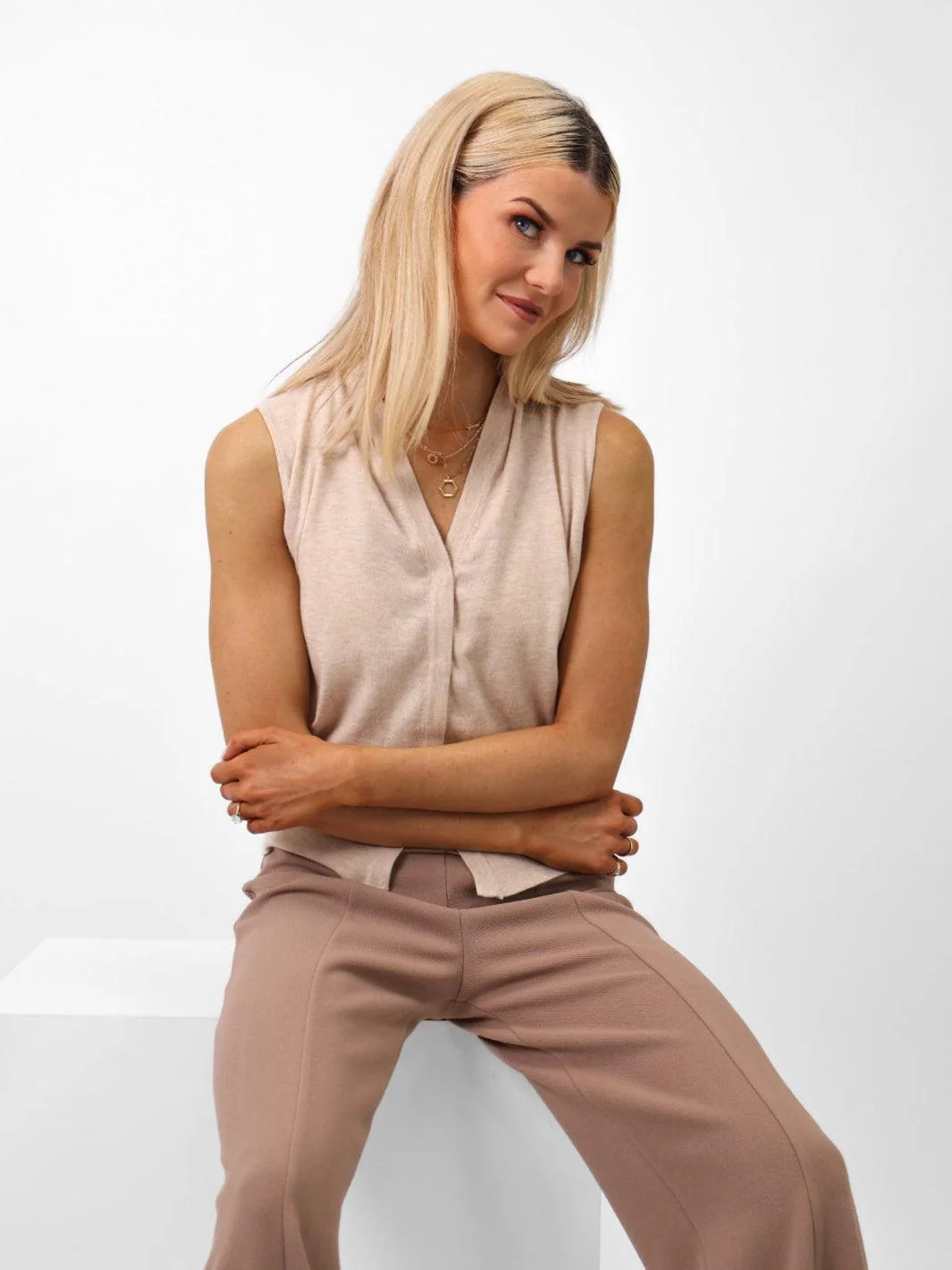 Kate & Pippa Eden Sleeveless Top In Beige - Image 11