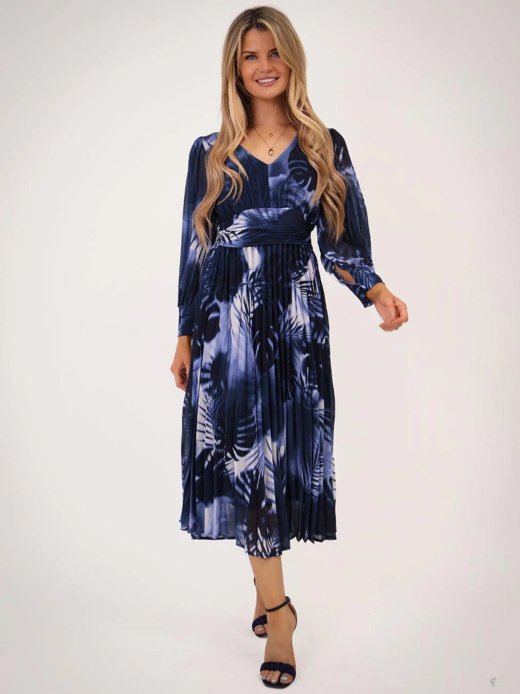 Kate & Pippa Hannah Dress In Navy Print - Image 4