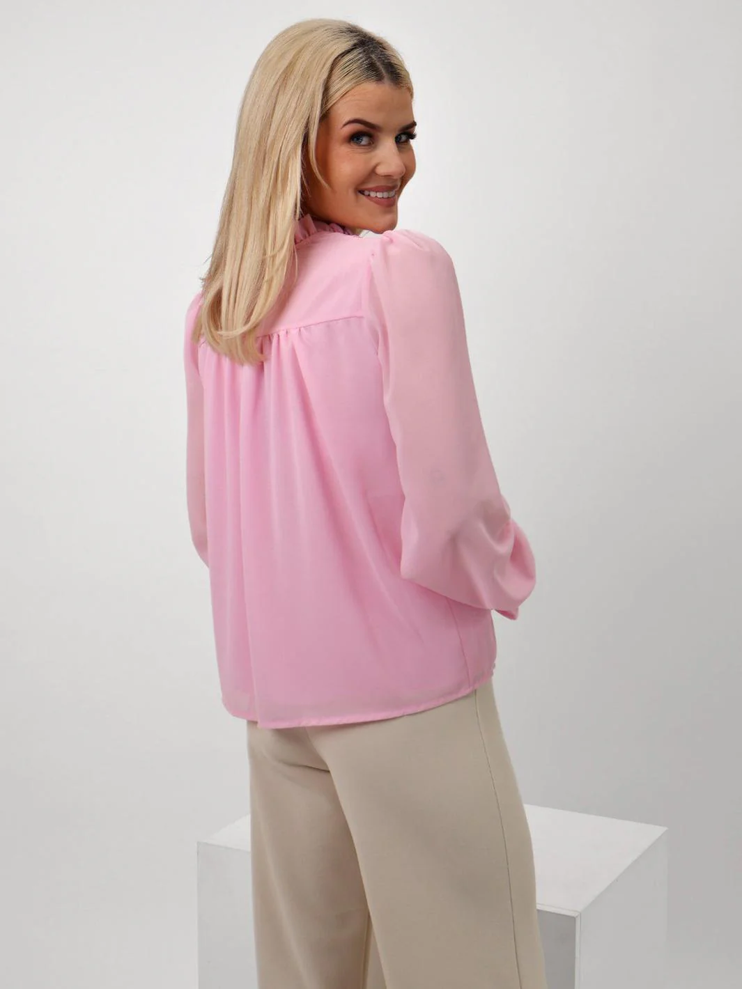 Kate & Pippa Heidi Top In Light Pink - Image 7