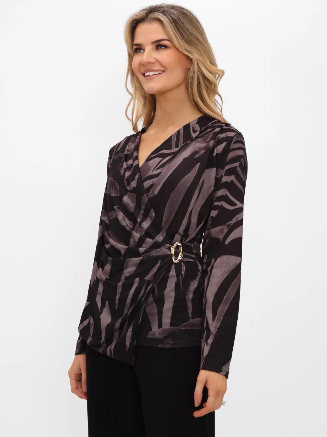 Kate & Pippa Lea Top In Grey Print - Image 5