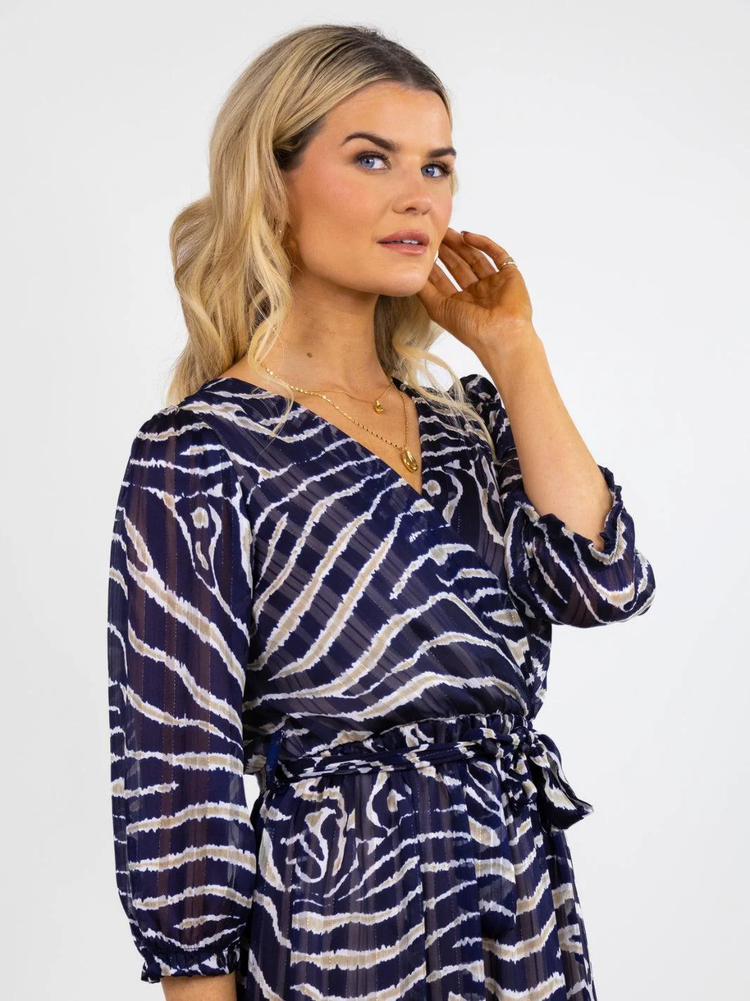 Kate & Pippa Modena Maxi Dress In Navy Print - Image 2