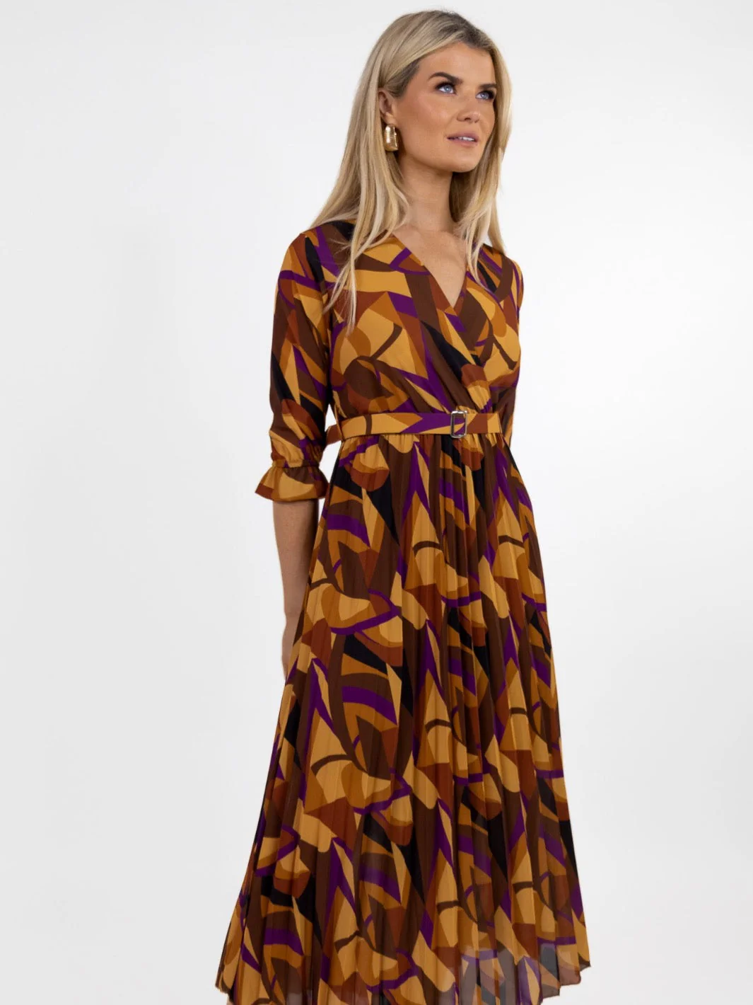 Kate & Pippa Positano Midi Dress In Tan / Plum Print - Image 3