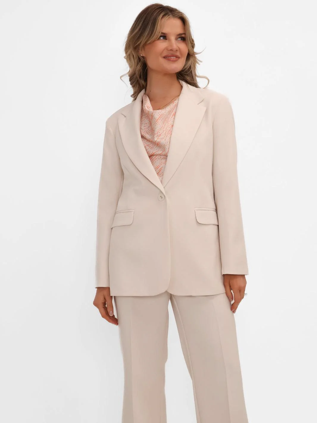 Kate & Pippa Sassari Blazer In Light Beige - Image 3
