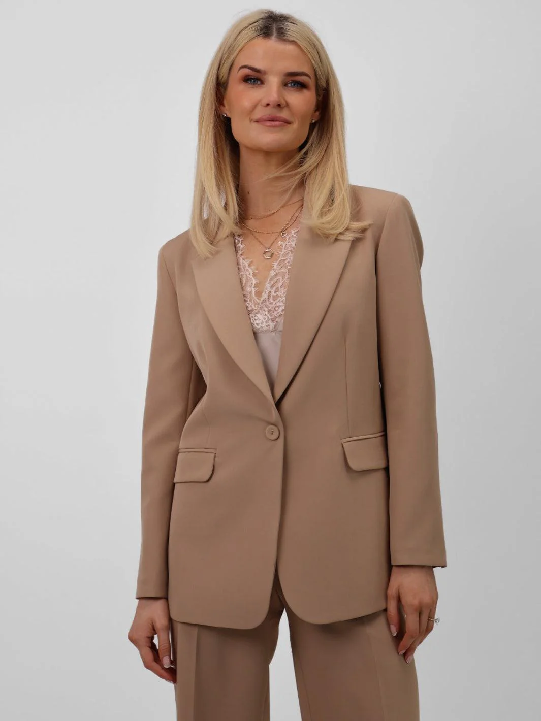 Kate & Pippa Sassari Blazer In Tan - Image 3