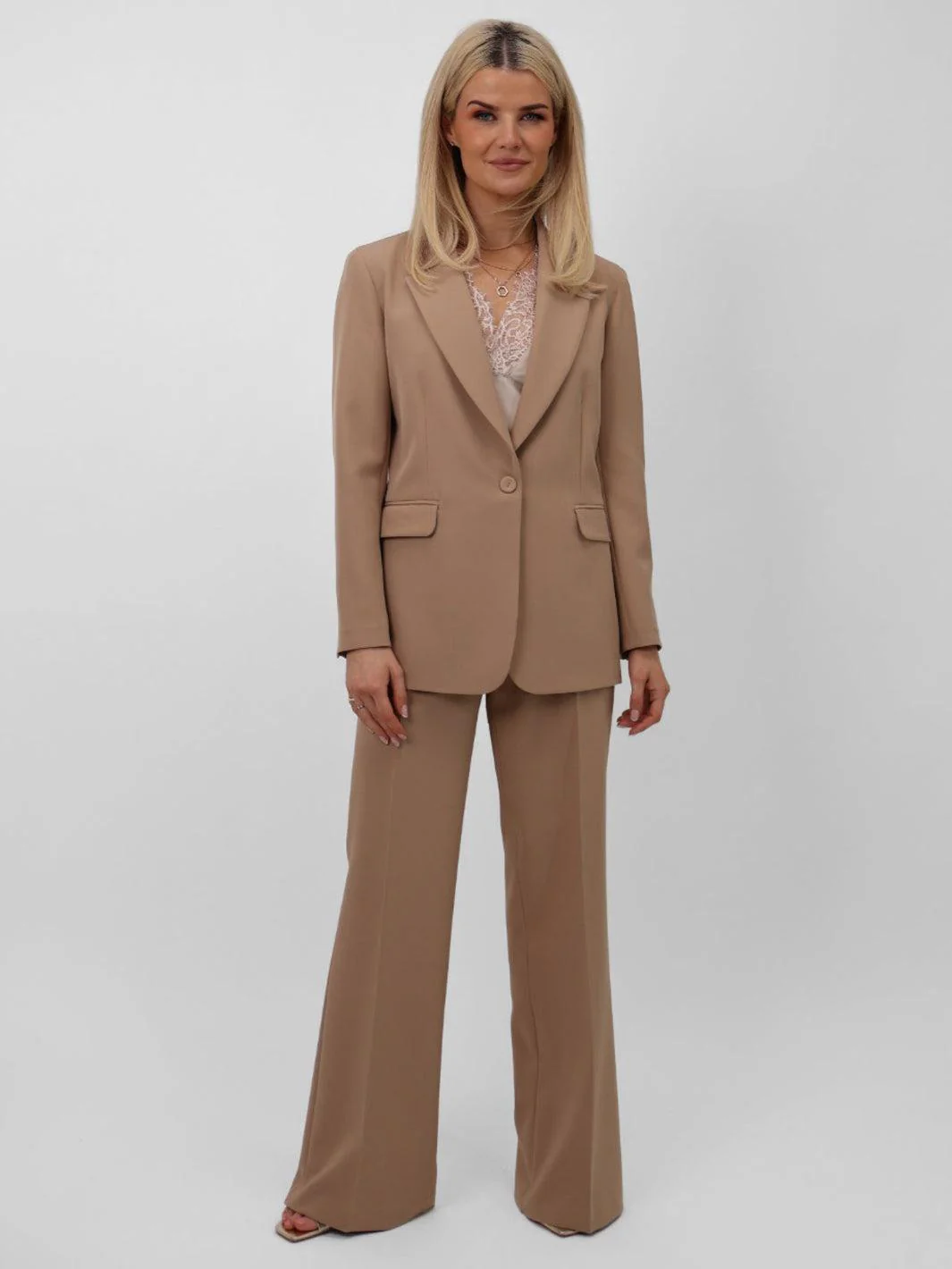 Kate & Pippa Sassari Blazer In Tan - Image 8