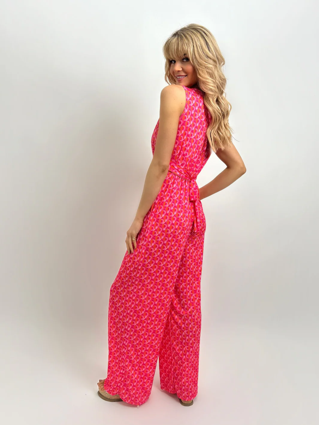 Kate & Pippa Servino Sleeveless Jumpsuit In Pink Geo Print - Image 3