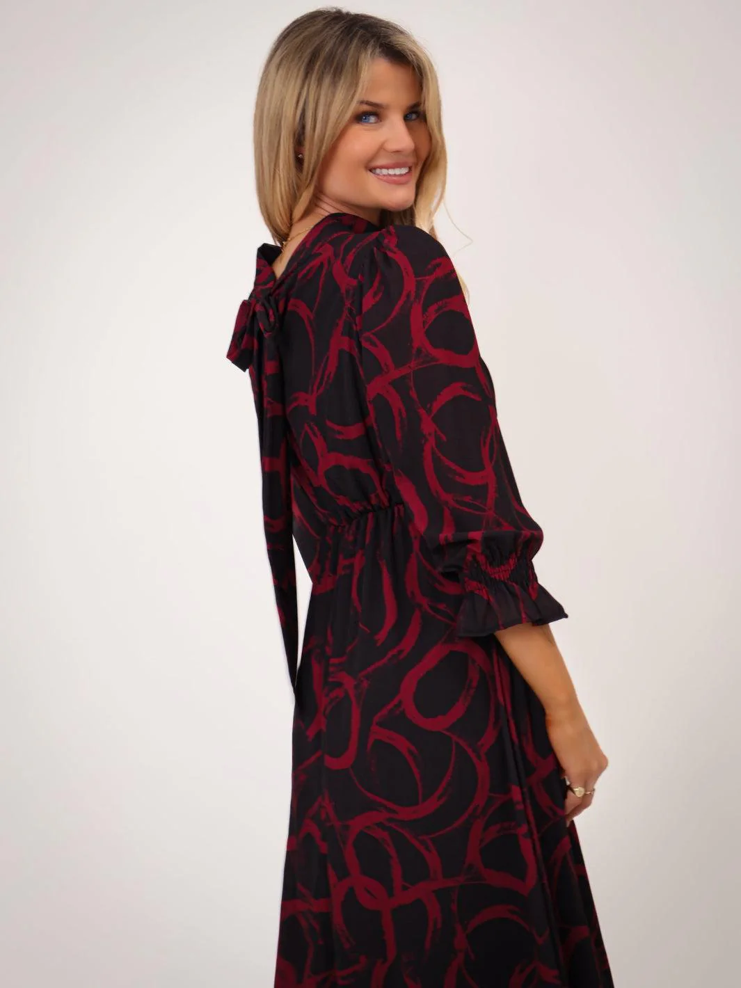 Kate & Pippa Simona Midi Dress In Black / Red - Image 9