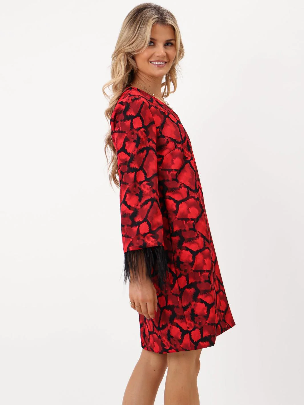 Kate & Pippa Taylor Mini Shift Dress In Red Print - Image 10