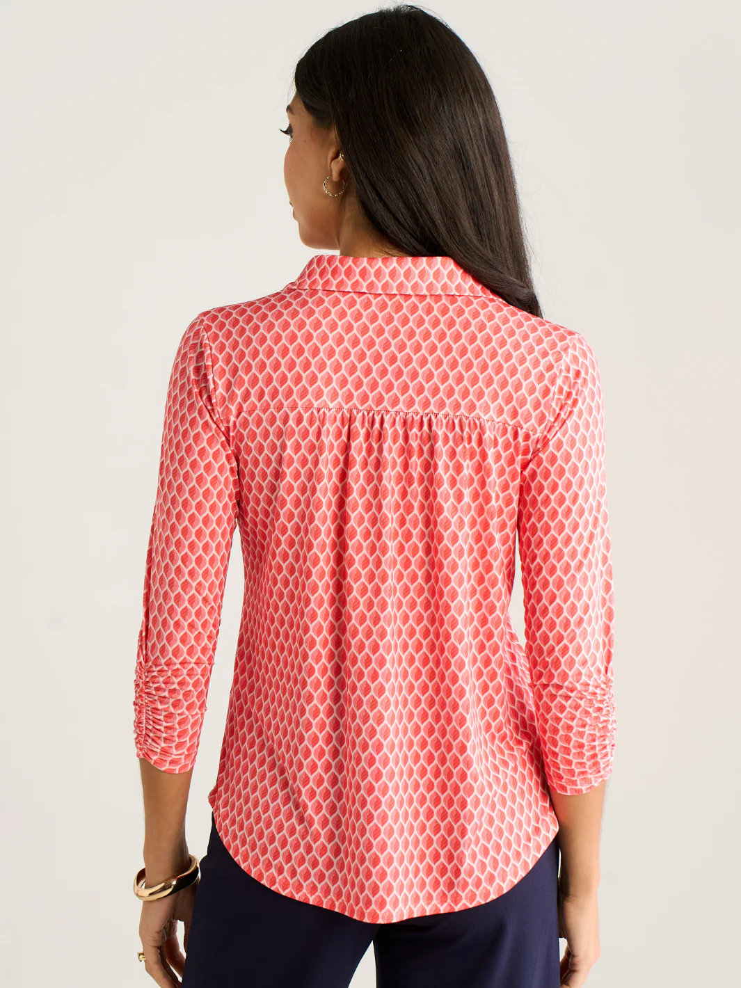Kate & Pippa Zip Top In Coral Geo Print - Image 5