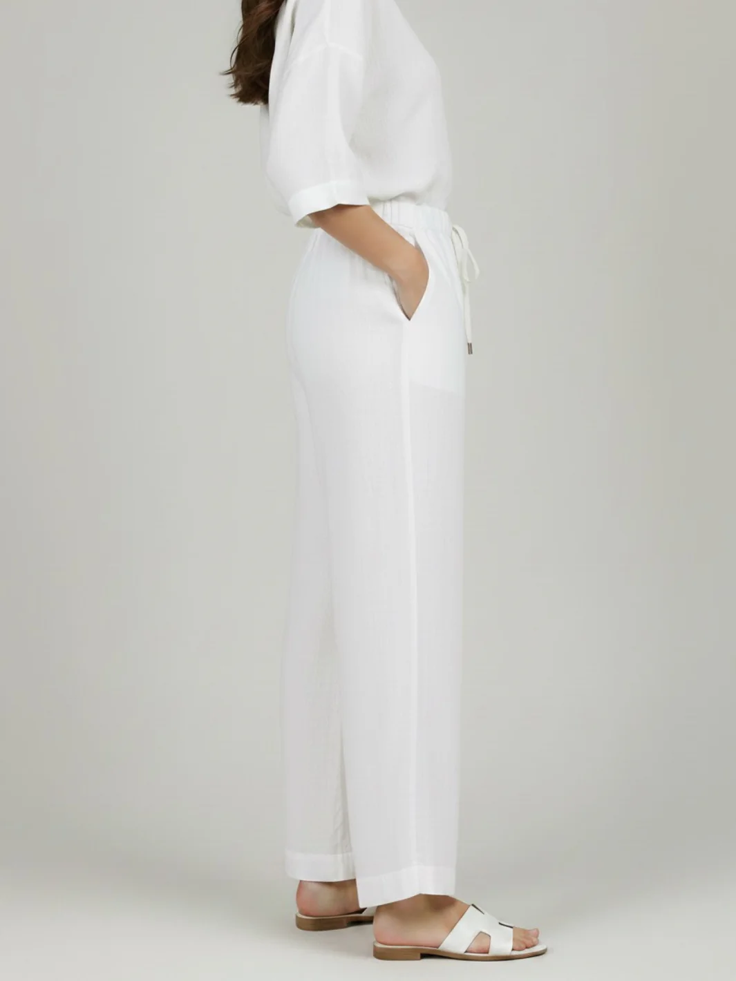 Lil Jen Cody Linen Trousers In White - Image 3