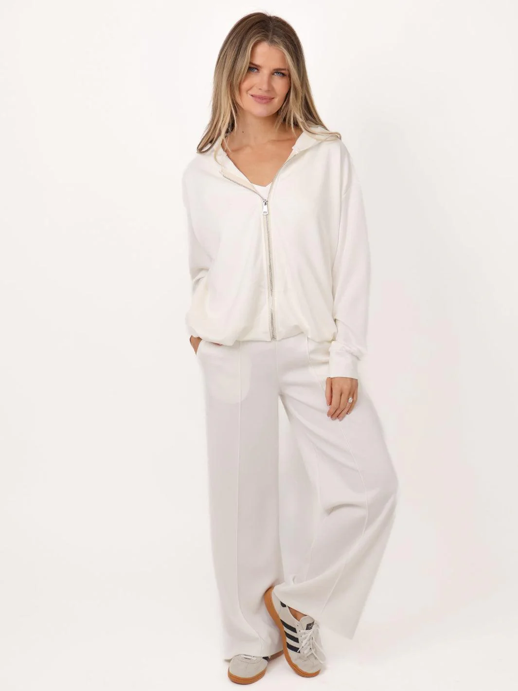 Lil Jen Harper Lounge Trousers In Cream - Image 2