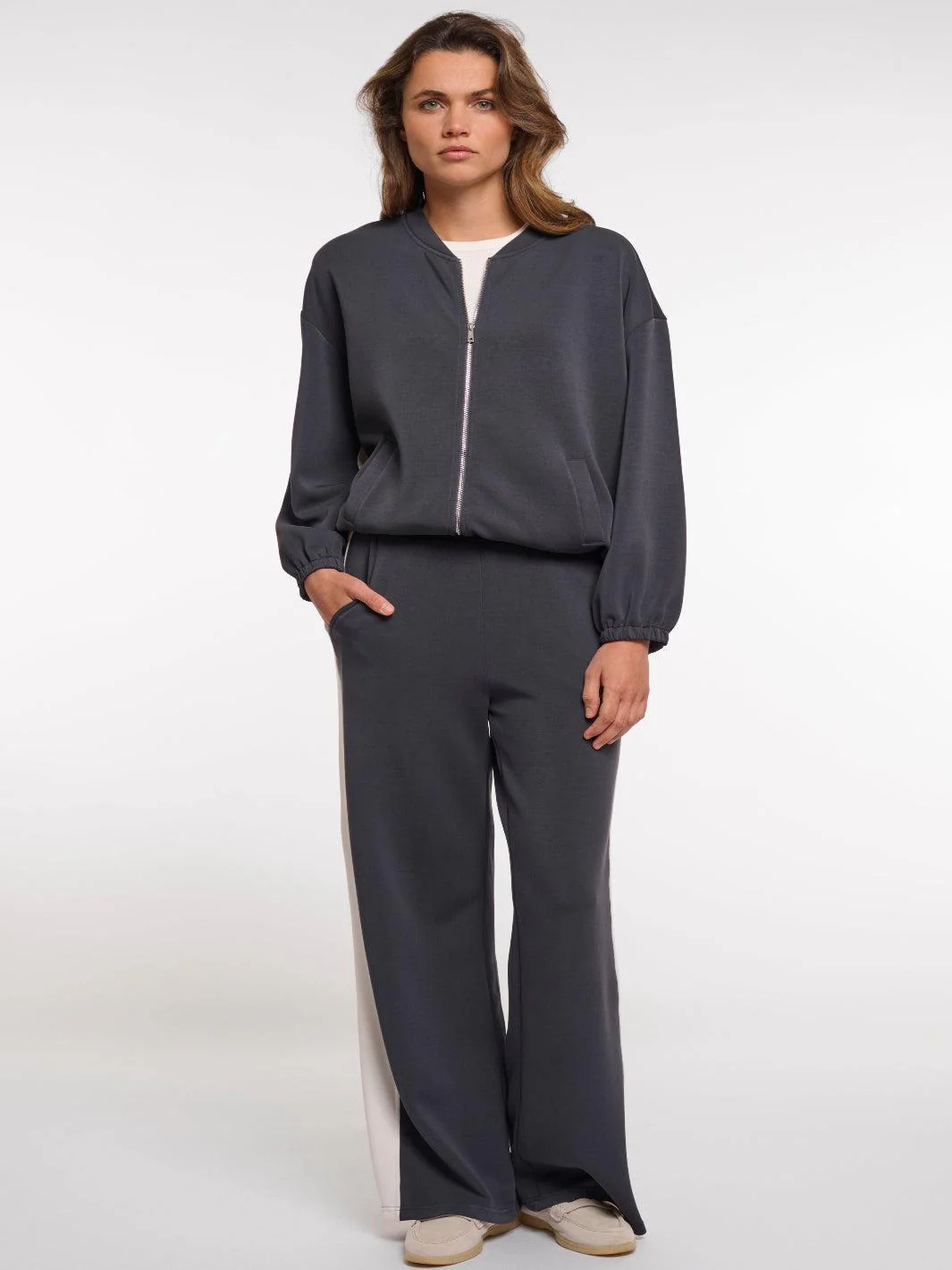Rino & Pelle Avana Pants In Navy