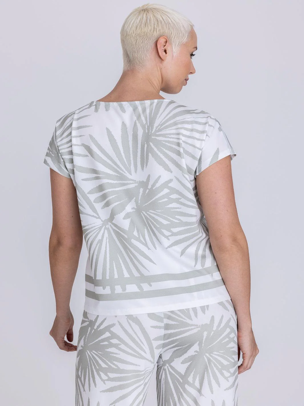 Tuzzi V Neck Top In Sage Print 415402 - Image 4