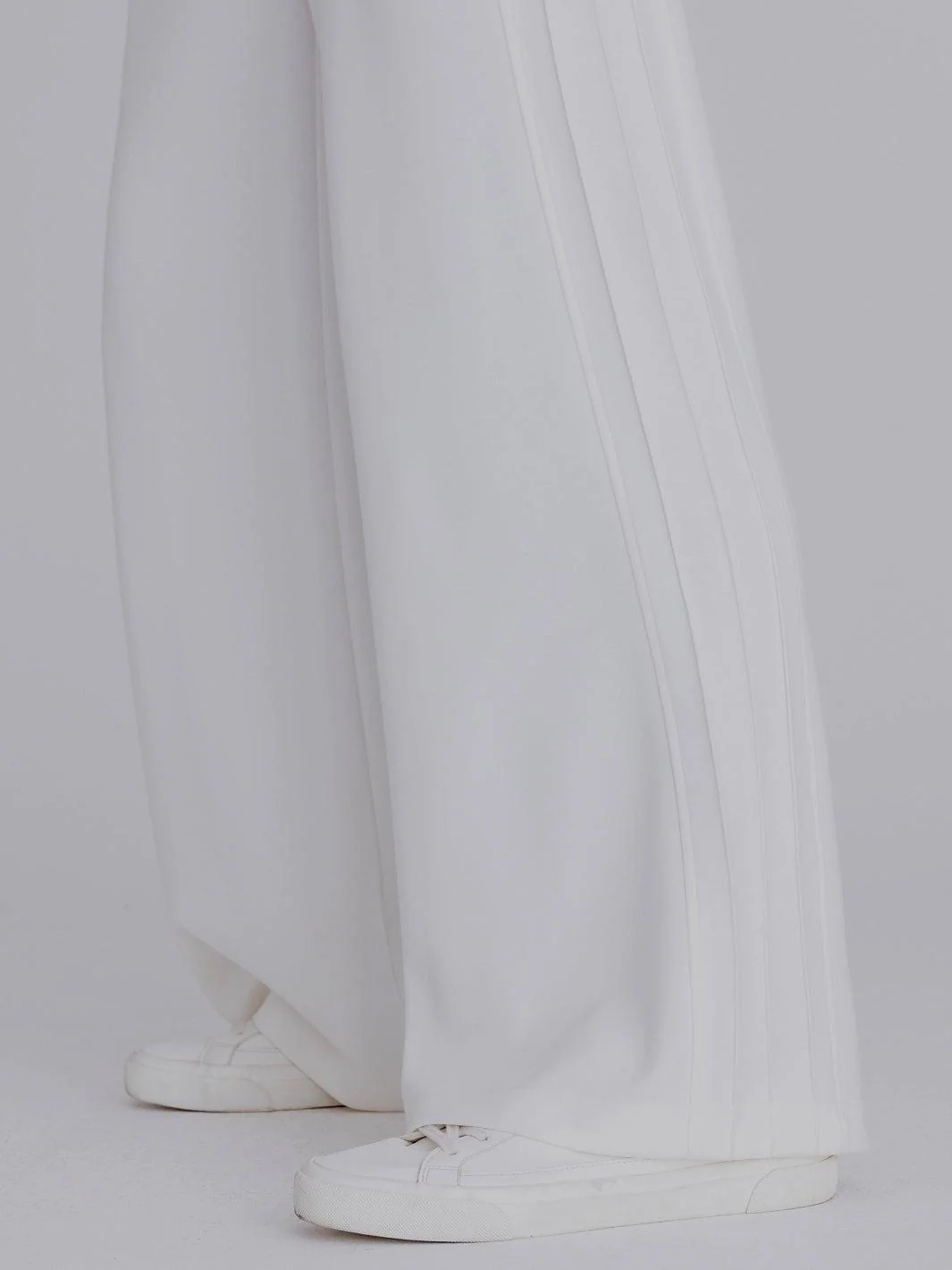 Tuzzi Wide Leg Trousers In Ecru 451601 - Image 3